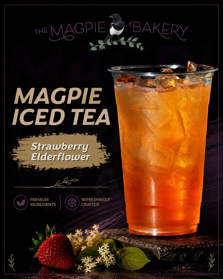 Amber Strawberry Elderflower iced tea served over ice